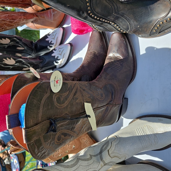 Idyllwind NWT - Picture 2 of 2